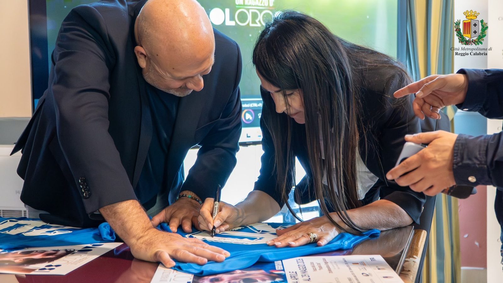Firma della maglia a Reggio Calabria